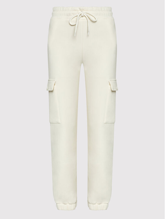 NA-KD NA-KD Долнище анцуг Big Pocket 1100-005494-0244-003 Бежов Regular Fit