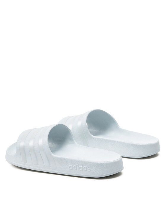 adidas adidas Klapki adilette Aqua Slides IF0894 Niebieski jasny