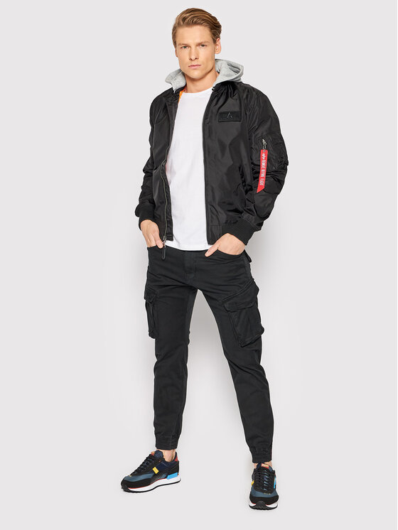 Alpha Industries Alpha Industries Bomber striukė MA-1 196108 Juoda Regular Fit