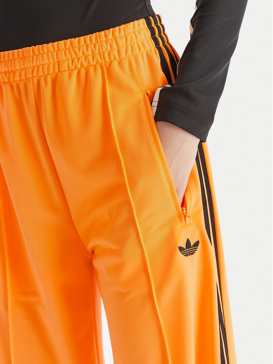 adidas adidas Melegítő alsó adicolor Classic Firebird JY2694 Sárga Loose Fit