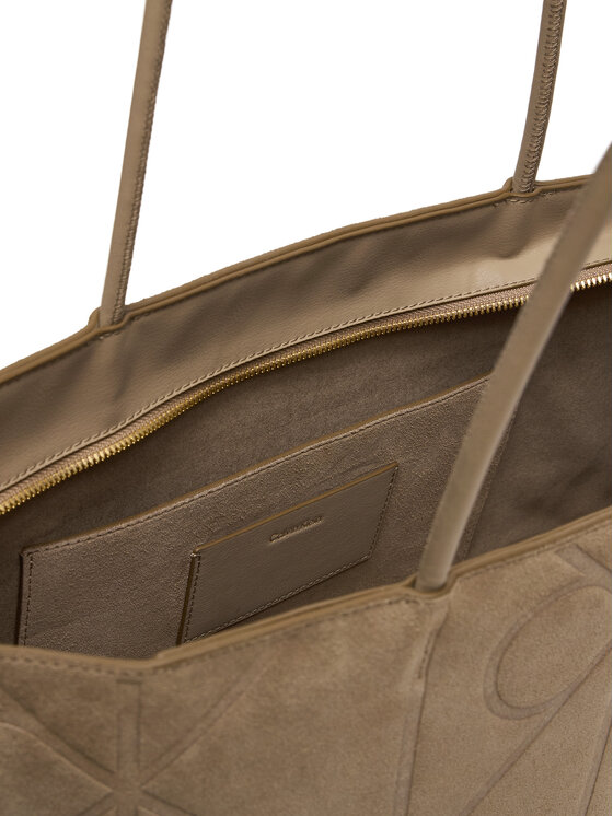 Calvin Klein Calvin Klein Rankinė Emblem Aop Embossed Suede Tote LV04F3334G Smėlio