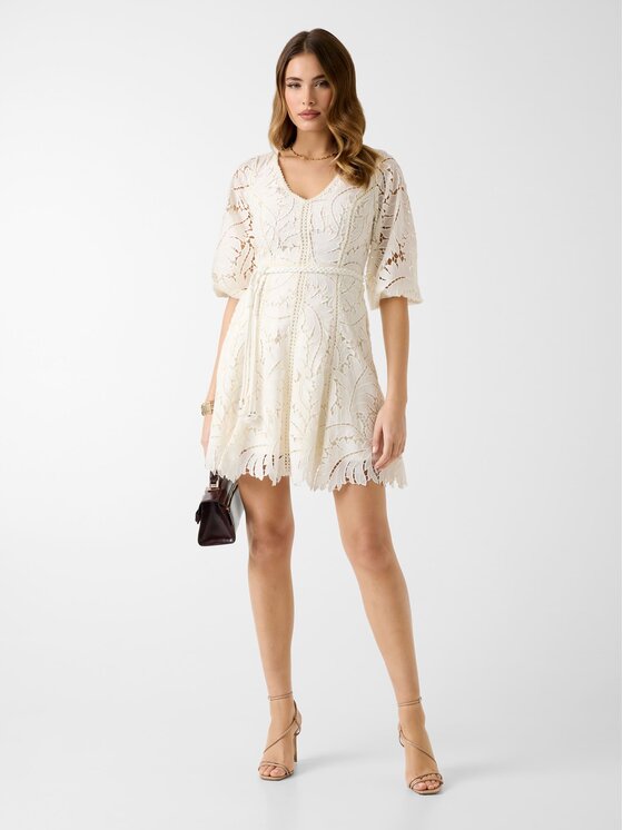 Guess Guess Ikdienas kleita 181239 Balts Classic Fit