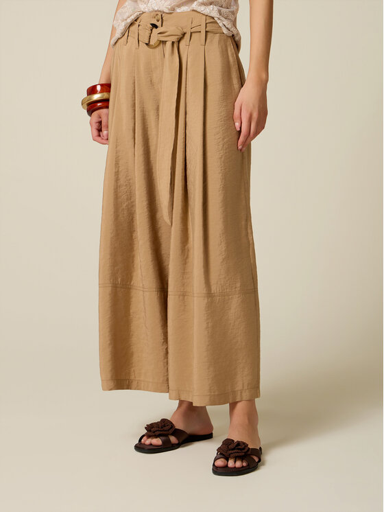 Oltre Oltre Pantaloni di tessuto P06MR009707N002 Crema Regular Fit