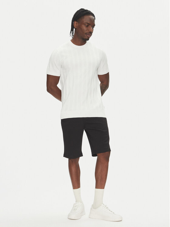 Lindbergh Lindbergh Bavlnené šortky 30-506062 Čierna Regular Fit