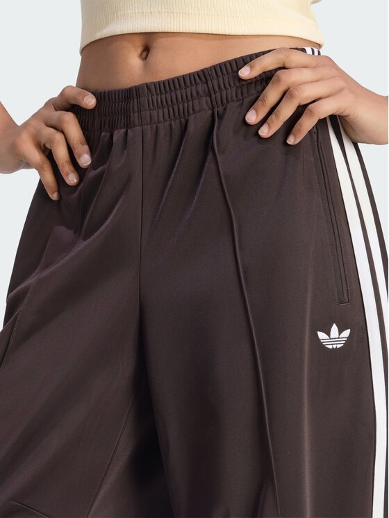 adidas adidas Spodnie dresowe 168738 Brązowy Regular Fit
