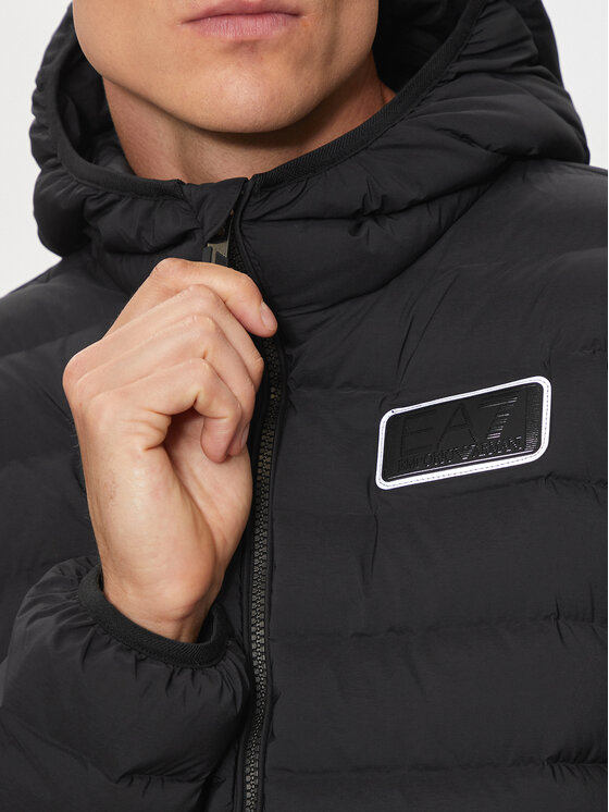 EA7 Emporio Armani EA7 Emporio Armani Vatovaná bunda 6DPB16 PNHAZ 1200 Černá Regular Fit