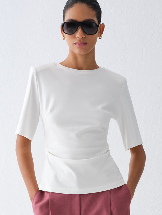 La Mania La Mania T-Shirt LOGAN Biały Basic Fit