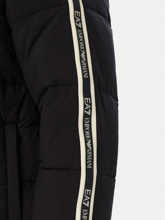 EA7 Emporio Armani EA7 Emporio Armani Zimní bunda 7M002199 AF21509 UC001 Černá Regular Fit