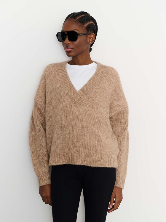 La Mania La Mania Sweter PAUL Beżowy Classic Fit