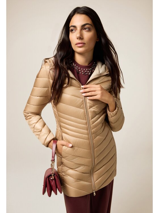 Oltre Oltre Giubbotto piumino F611R101471N002 Écru Slim Fit