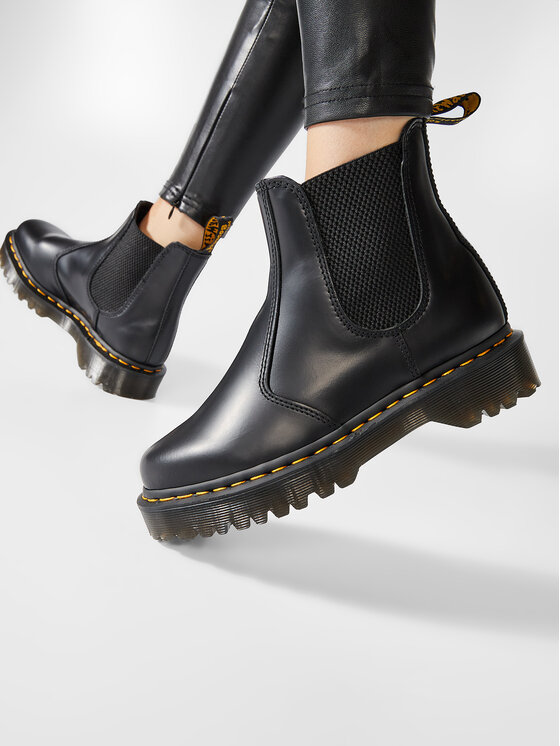 Dr. Martens Dr. Martens Členková obuv s elastickým prvkom 2976 Bex 26205001 Čierna