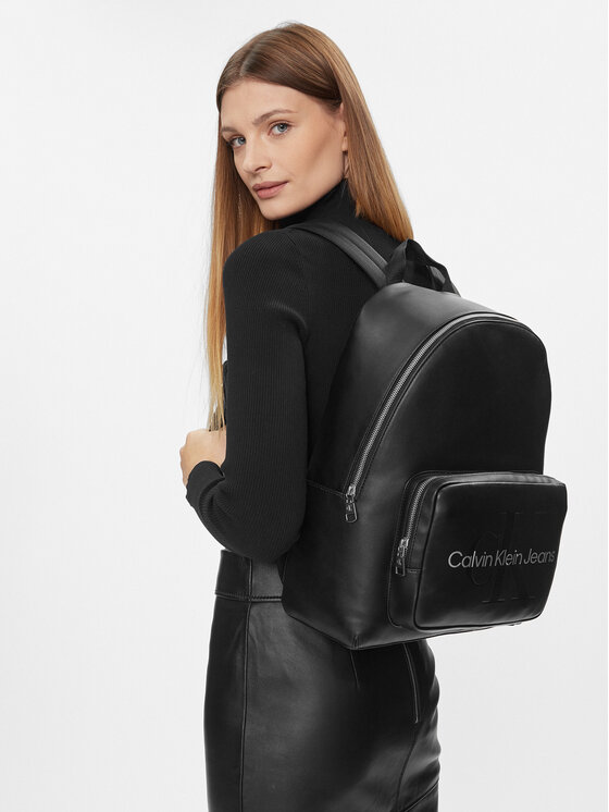 Calvin Klein Jeans Calvin Klein Jeans Ruksak Sculpted Campus Bp40 Mono K60K611867 Čierna