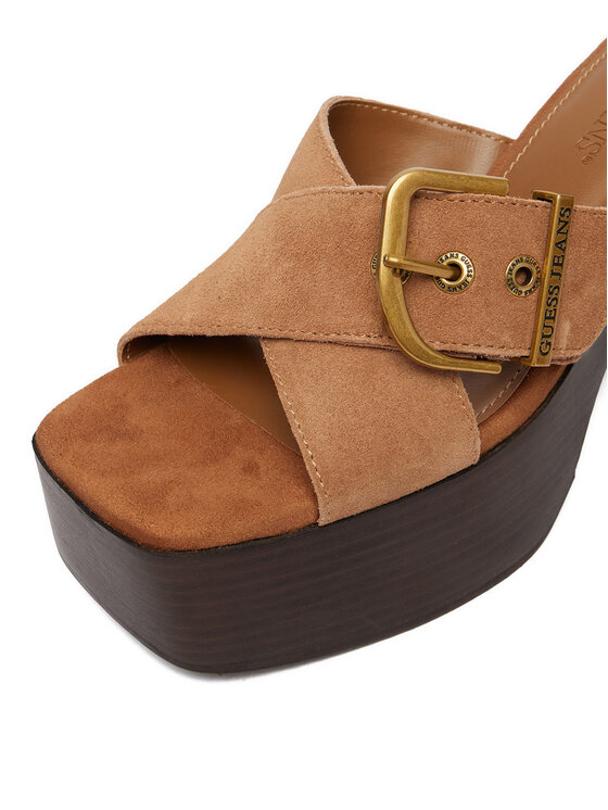 Guess Jeans Guess Jeans Šlepetės CEO-JD421-3 Ruda