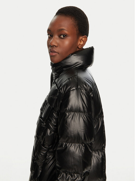 ViCOLO ViCOLO Geacă de iarnă TS0021 Negru Regular Fit