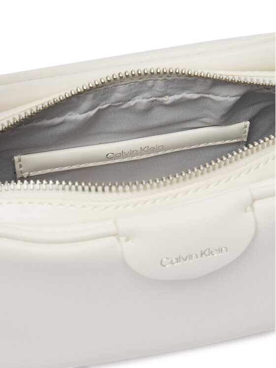 Calvin Klein Calvin Klein Geantă Emblem Trio Top Handle Camera Ba LV04F3370G Alb