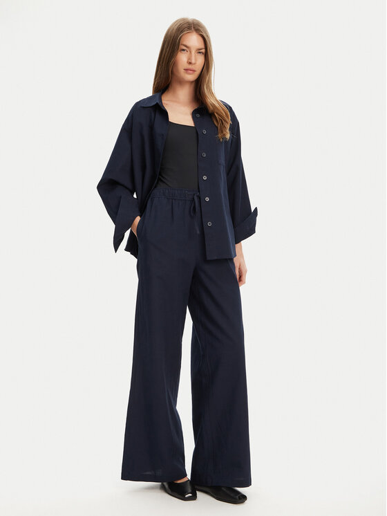Mustang Mustang Pantaloni din material Tuscaloosa 1016583 Bleumarin Wide Fit