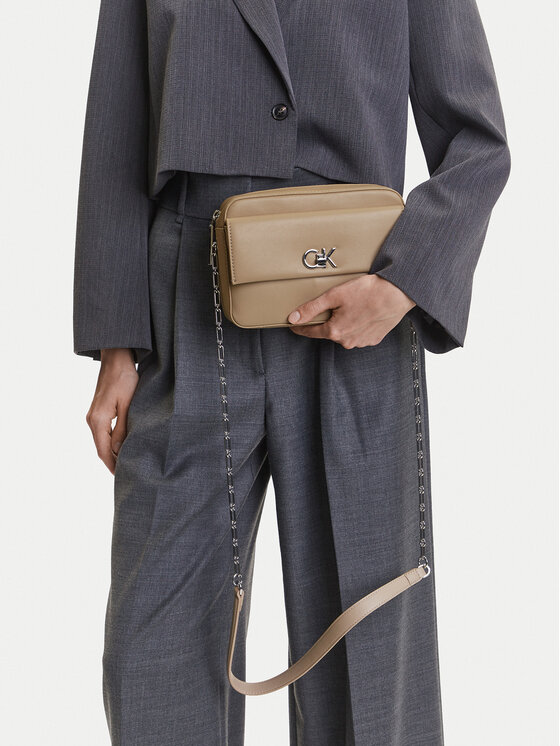 Calvin Klein Calvin Klein Geantă Ck Pocket Camera Bag K60K613089 Bej închis