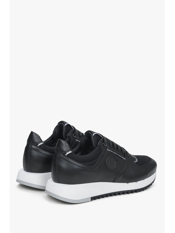 Estro Estro Sneakersy ER00114547 Čierna