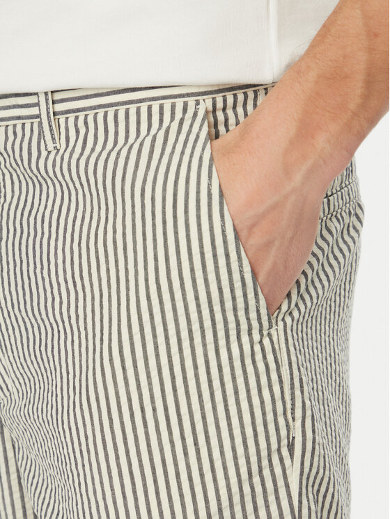 Tommy Hilfiger Tommy Hilfiger Kratke hlače iz tkanine Dover Seersucker MW0MW42359 Svetlo bež Slim Fit