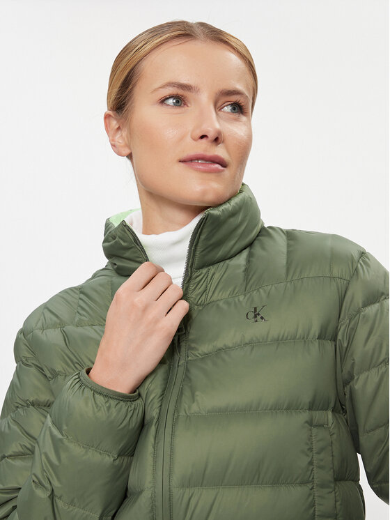 Calvin Klein Jeans Calvin Klein Jeans Geacă din puf J20J222585 Verde Regular Fit