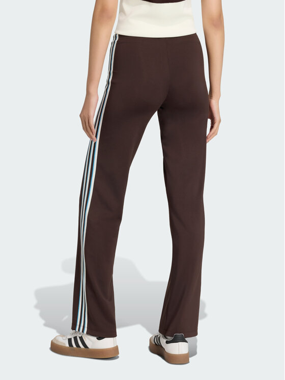 adidas adidas Spodnie materiałowe 162134 Brązowy Slim Fit