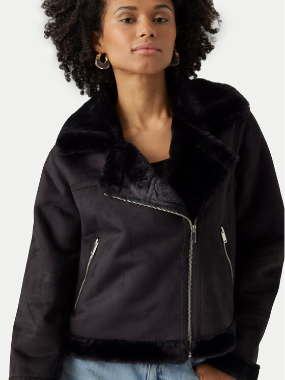 Vero Moda Vero Moda Kożuch Peggy 10290150 Czarny Regular Fit