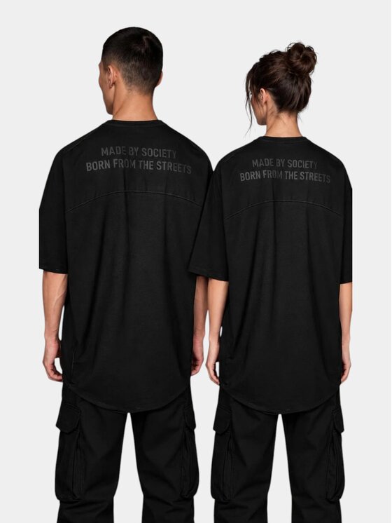 MADE BY SOCIETY MADE BY SOCIETY T-Shirt Back BORN FROM THE STREETS - T18041 Czarny Basic Fit
