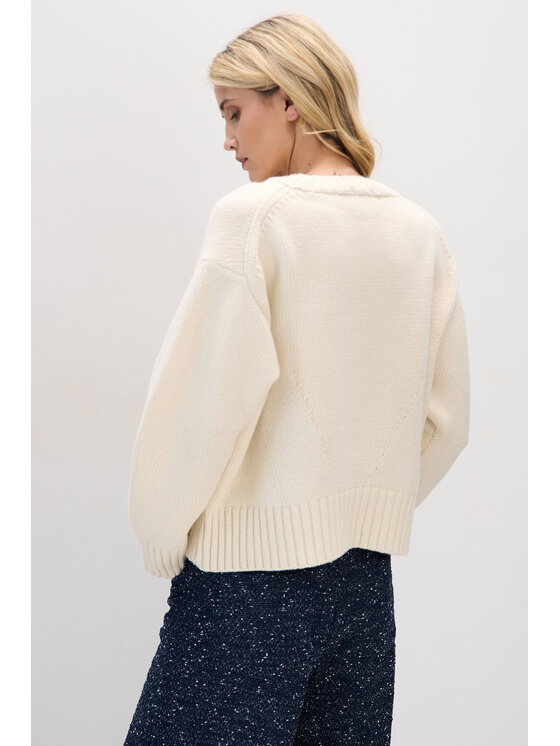 Fobya Fobya Sweter F2087 Écru Basic Fit