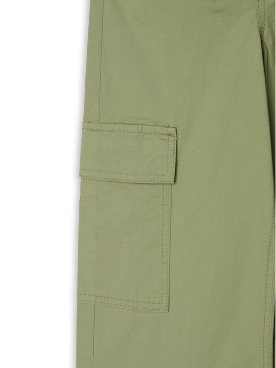 United Colors Of Benetton United Colors Of Benetton Hlače iz tkanine 4L2VCE040 Zelena Wide Leg