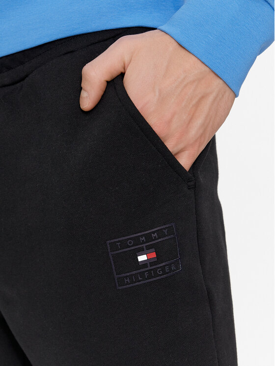 Tommy Hilfiger Tommy Hilfiger Jogginghose Badge MW0MW34209 Schwarz Regular Fit