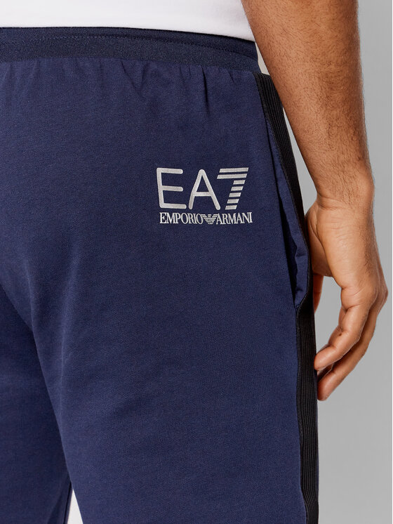 EA7 Emporio Armani EA7 Emporio Armani Tepláková souprava 3LPV54 PJ05Z 1554 Tmavomodrá Regular Fit