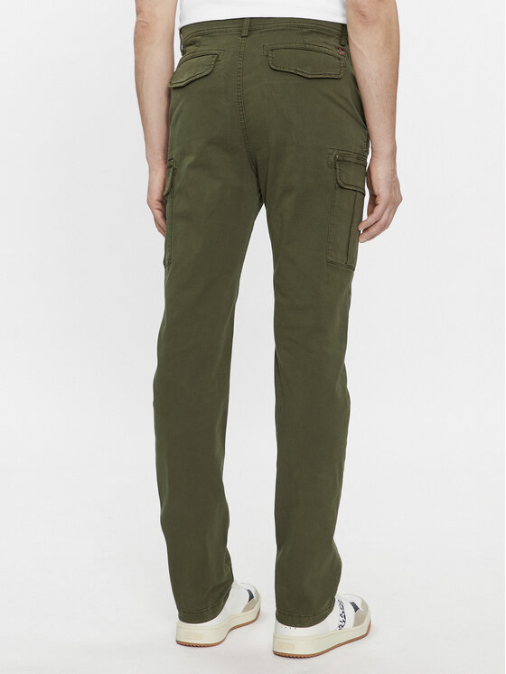 Napapijri Napapijri Pantaloni din material Yasuni NP0A4H1G Verde Regular Fit