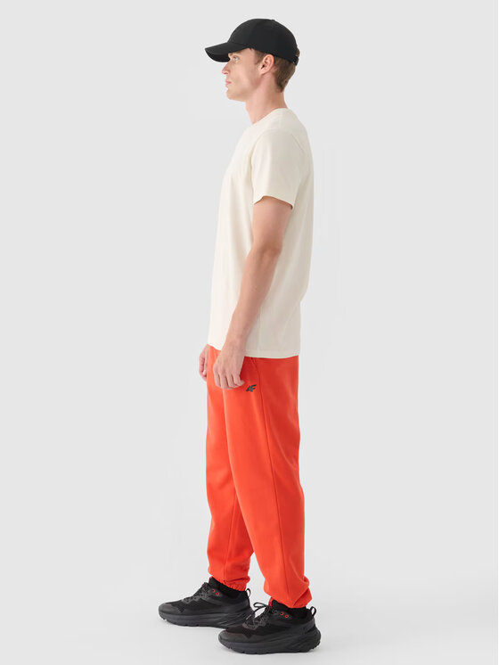 4F 4F Spodnie dresowe 4FWMM00TTROM1140-62S Czerwony Regular Fit