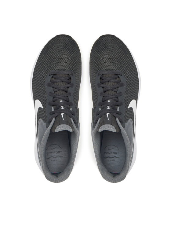 Nike Nike Tenisice za trčanje Revolution 7 FB2207 007 Siva