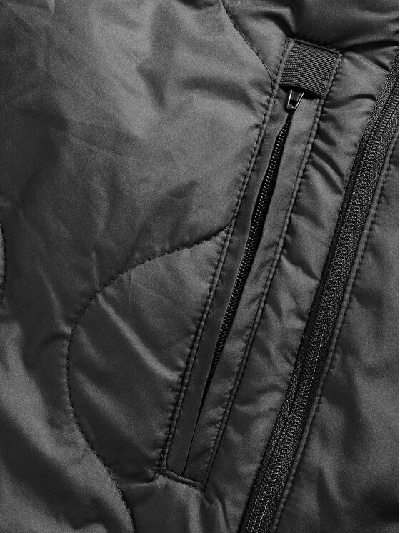 Matinique Matinique Talvemantel 30206720 Must Regular Fit