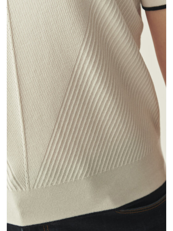 TATUUM TATUUM Blúzka MUGI Biela Classic Fit