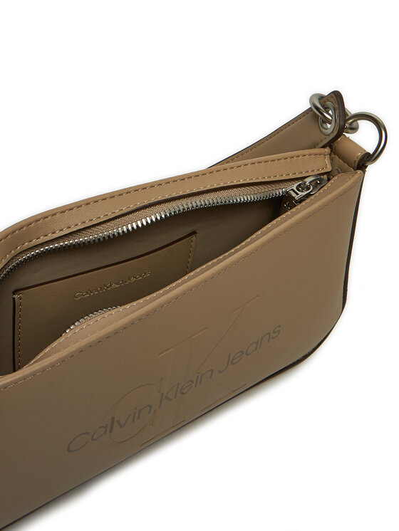 Calvin Klein Jeans Calvin Klein Jeans Ročna torba Sculpted Shoulder Pouch25 Mono K60K610679 Rjava