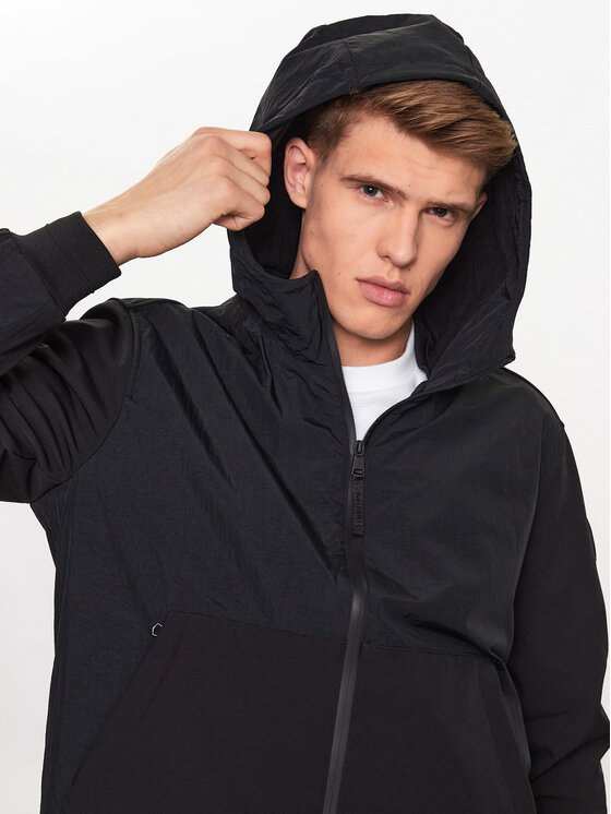 Calvin Klein Calvin Klein Μπουφάν μεταβατικό K10K111465 Μαύρο Regular Fit