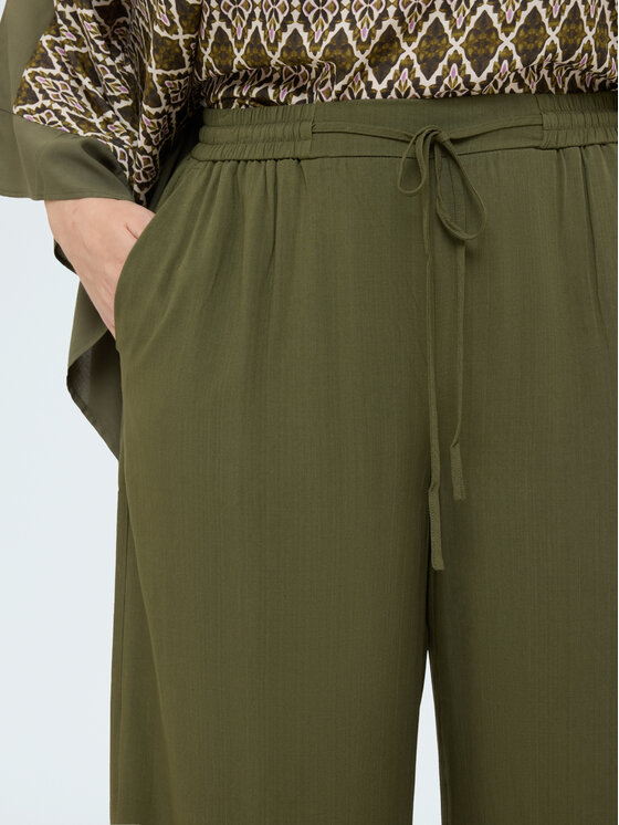 Fiorella Rubino Fiorella Rubino Pantaloni di tessuto P040L002396N0S5 Verde Over Fit