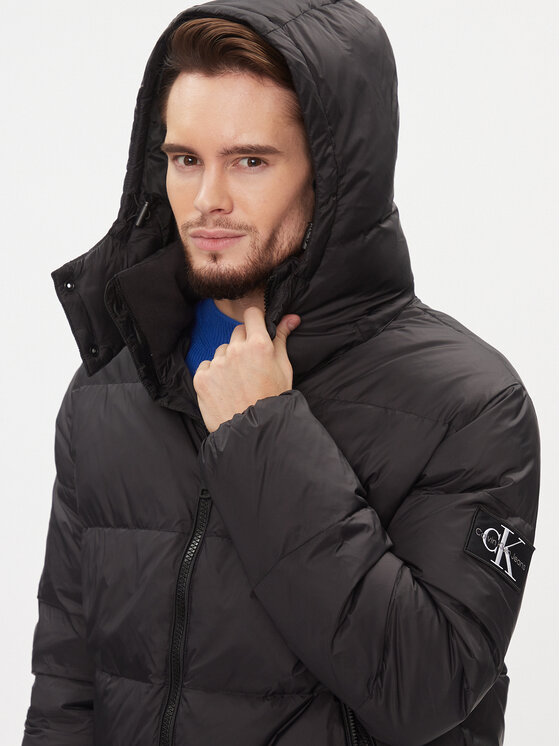 Calvin Klein Jeans Calvin Klein Jeans Daunenjacke Essentials J30J323468 Schwarz Regular Fit