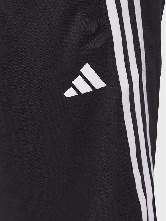 adidas adidas Спортивні шорти 3-Stripes Essentials IB8243 Чорний Regular Fit
