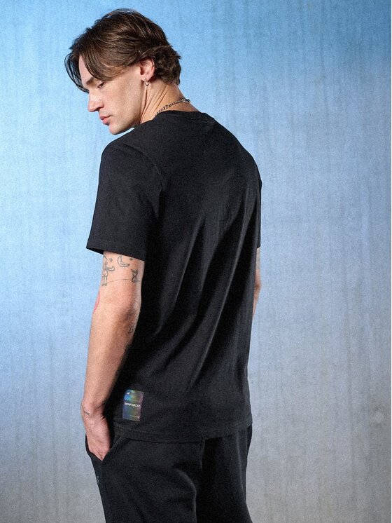 4F 4F T-Shirt IN MOTION Czarny Regular Fit