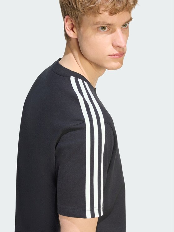 adidas adidas T-Shirt 168515 Czarny Regular Fit