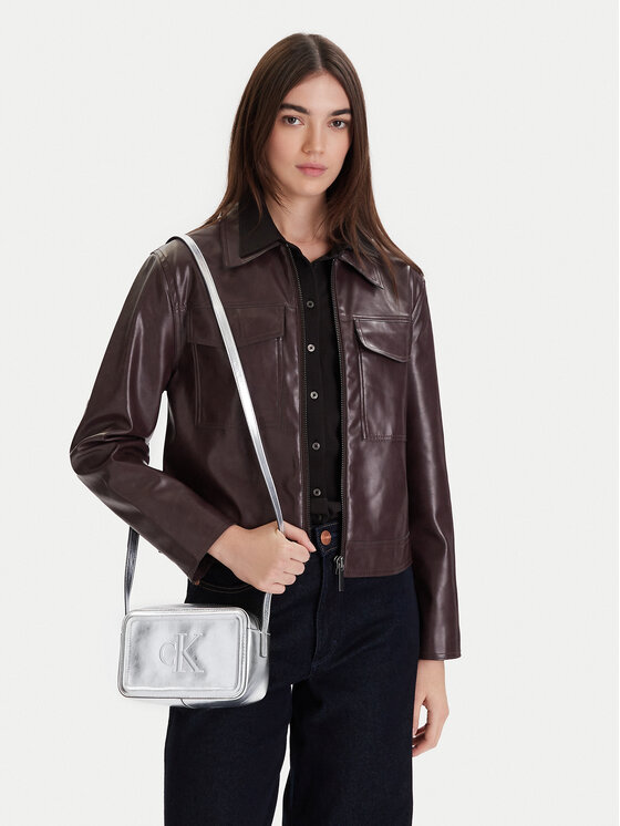 Calvin Klein Geantă Bold Ck Metallic Camera Bag LV04F3331G Argintiu