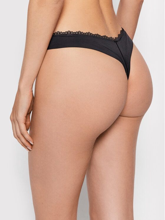 Calvin Klein Underwear Calvin Klein Underwear Στρίνγκ 000QF6397E Μαύρο