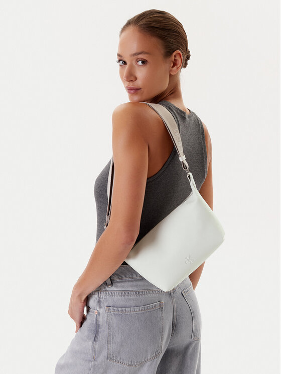 Calvin Klein Jeans Calvin Klein Jeans Geantă Ultralight Shoulder Bag LV04K3131G Alb