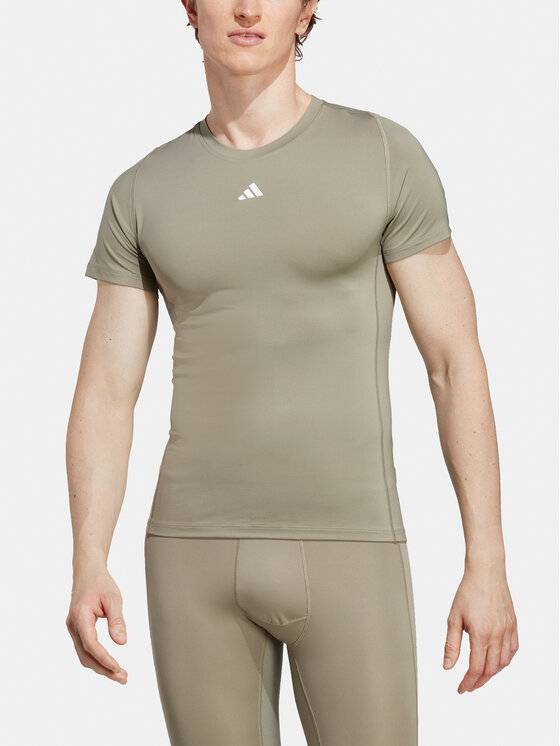adidas adidas Koszulka techniczna Techfit Training IC2156 Zielony Slim Fit