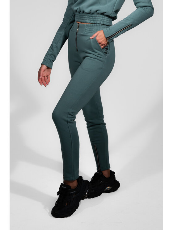 MANDRAGORA MANDRAGORA Teplákové nohavice cudowronka Zelená Slim Fit