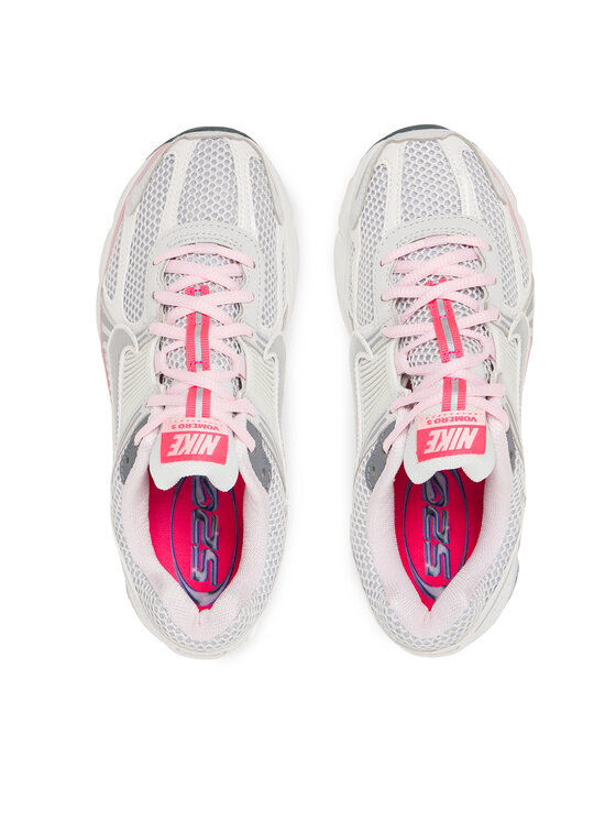Nike Nike Sneakersy Zoom Vomero 5 FN3695 001 Sivá