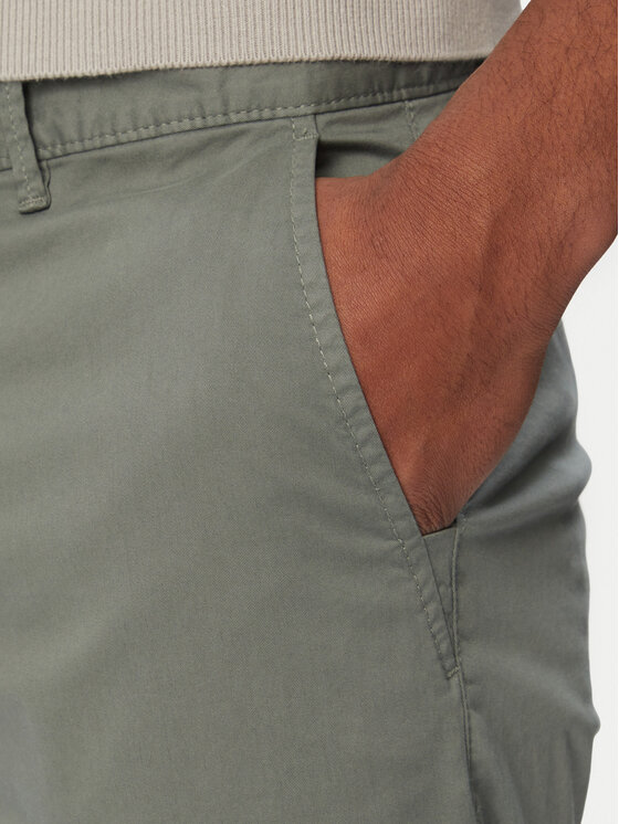 BOSS BOSS Kratke hlače iz tkanine Chino 50536723 Khaki Slim Fit